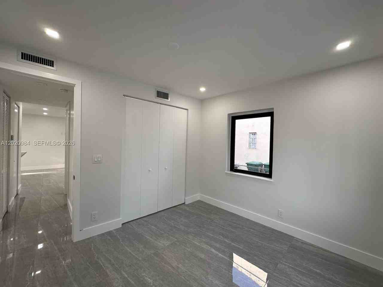 931 Nw 1st St #1 - Photo 6 of 13