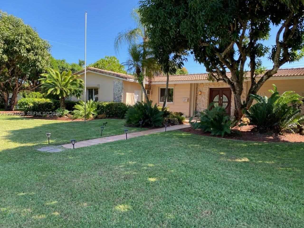 8100 Sw 142nd Ter - Photo 3 of 17