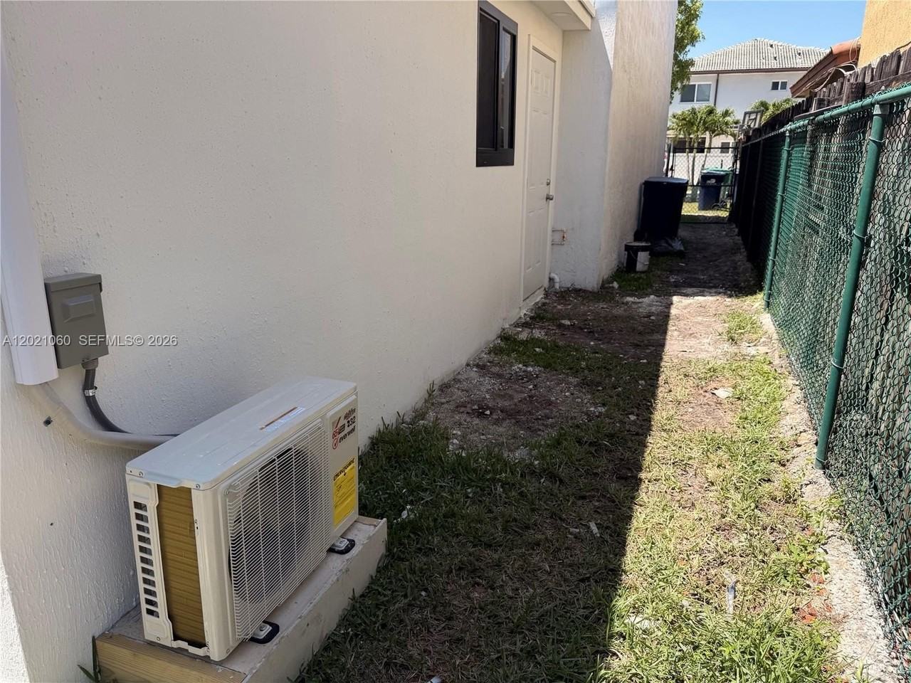 16536 Sw 54th St #1 - Photo 3 of 12