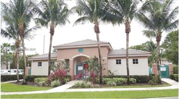 featured image of 2735 Se 16th Ave #100