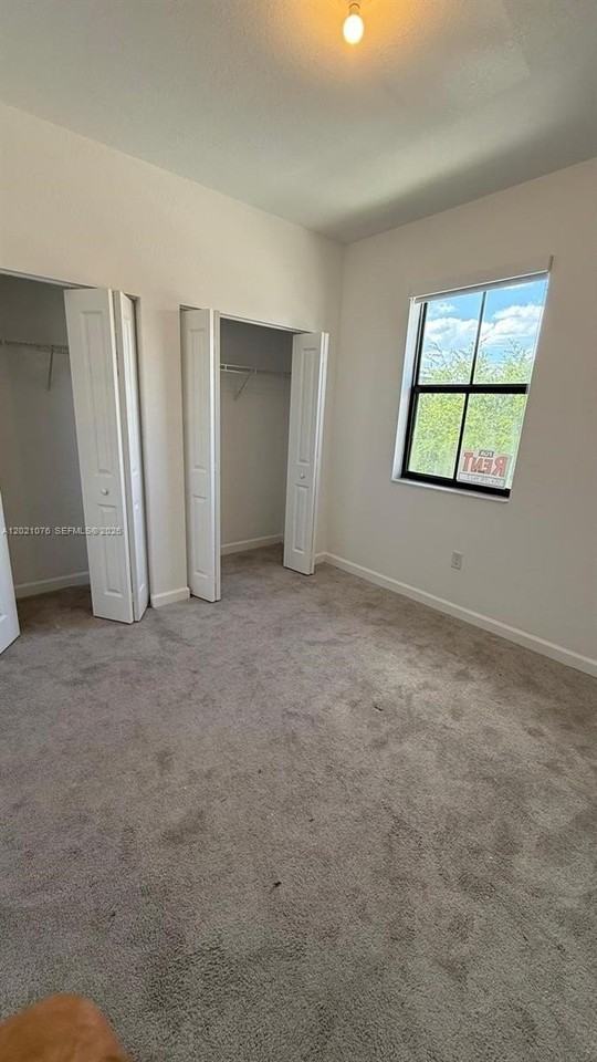 3440 W 111th Pl - Photo 2 of 6