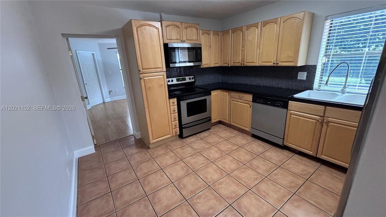 13520 Sw 108th Street Cir N #NA - Photo 5 of 19