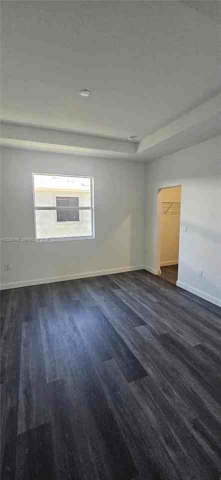 1063 Se 2nd Ter #1063 - Photo 6 of 11
