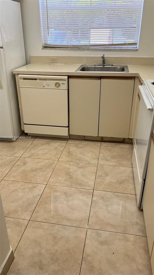 800 Cypress Park Way #F1 - Photo 5 of 13