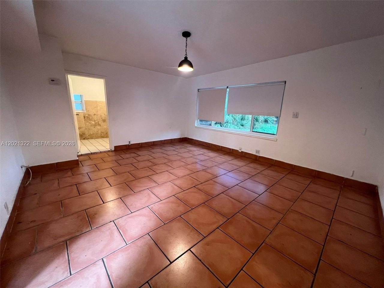 644 Ne 82nd Ter #1 - Photo 3 of 11