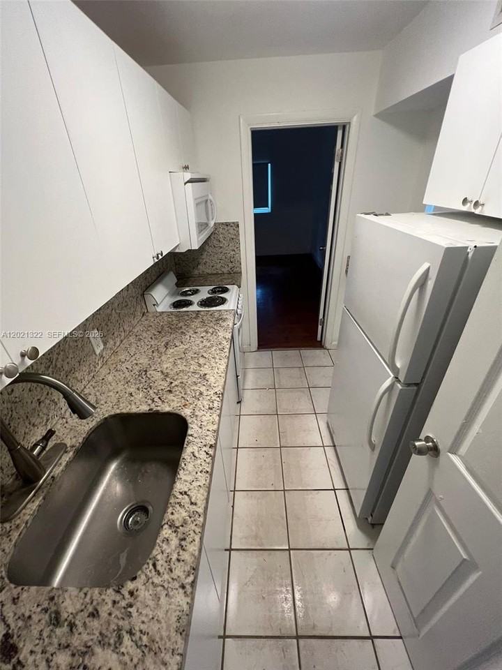 644 Ne 82nd Ter #1 - Photo 6 of 11