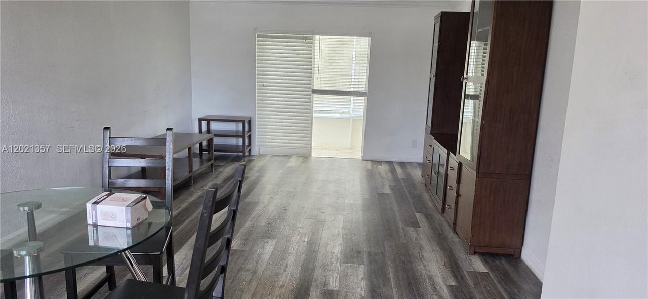 20201 Ne 29th Ct #D336 - Photo 4 of 18