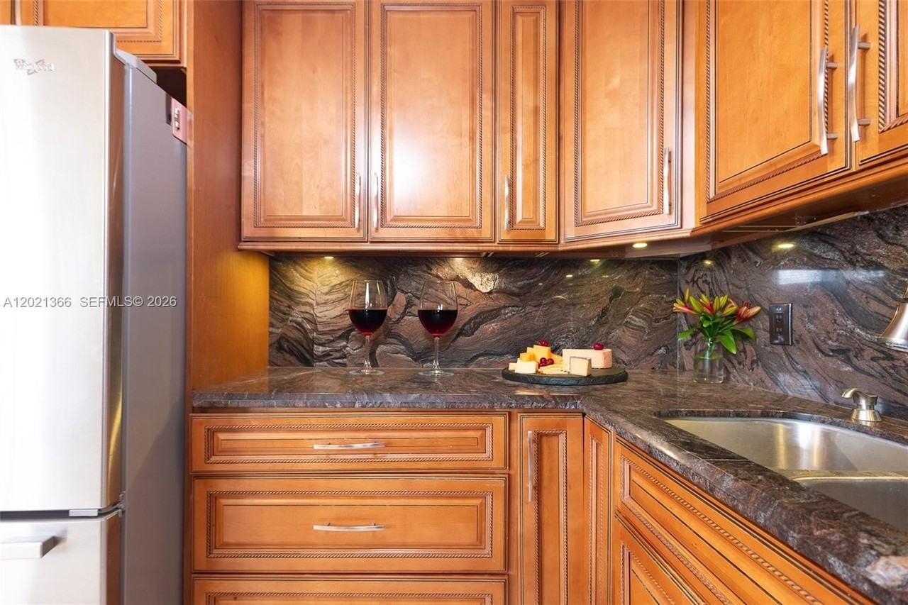 3049 Wolverton C #3049 - Photo 6 of 28
