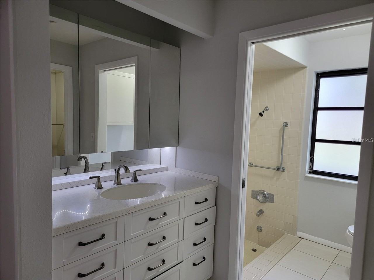 26221 Constantine Rd - Photo 5 of 27