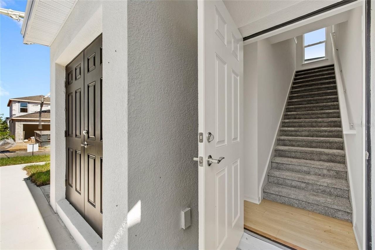 5650 Enchanted Meadow Aly #B - Photo 3 of 23