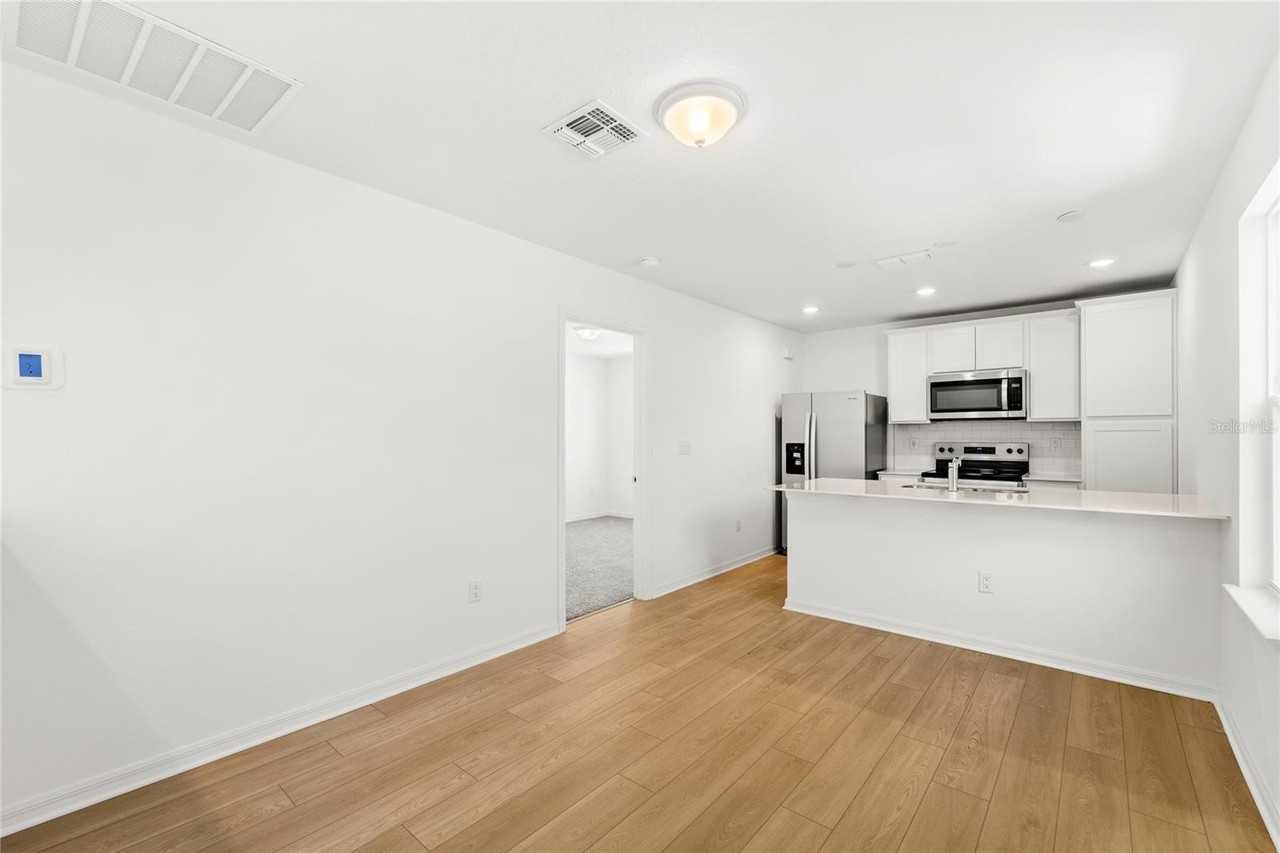 5650 Enchanted Meadow Aly #B - Photo 6 of 23