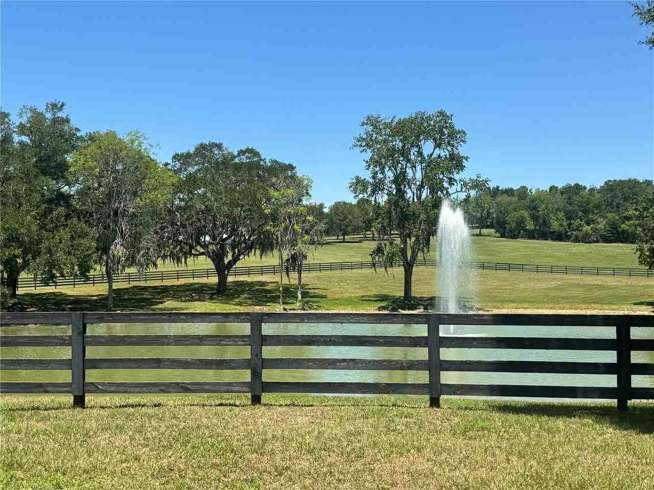 11145 Nw 17th Court Rd - Photo 4 of 50