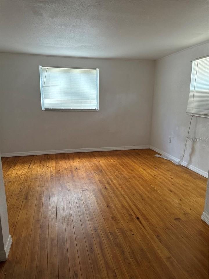 5305 Se 114th St - Photo 6 of 7