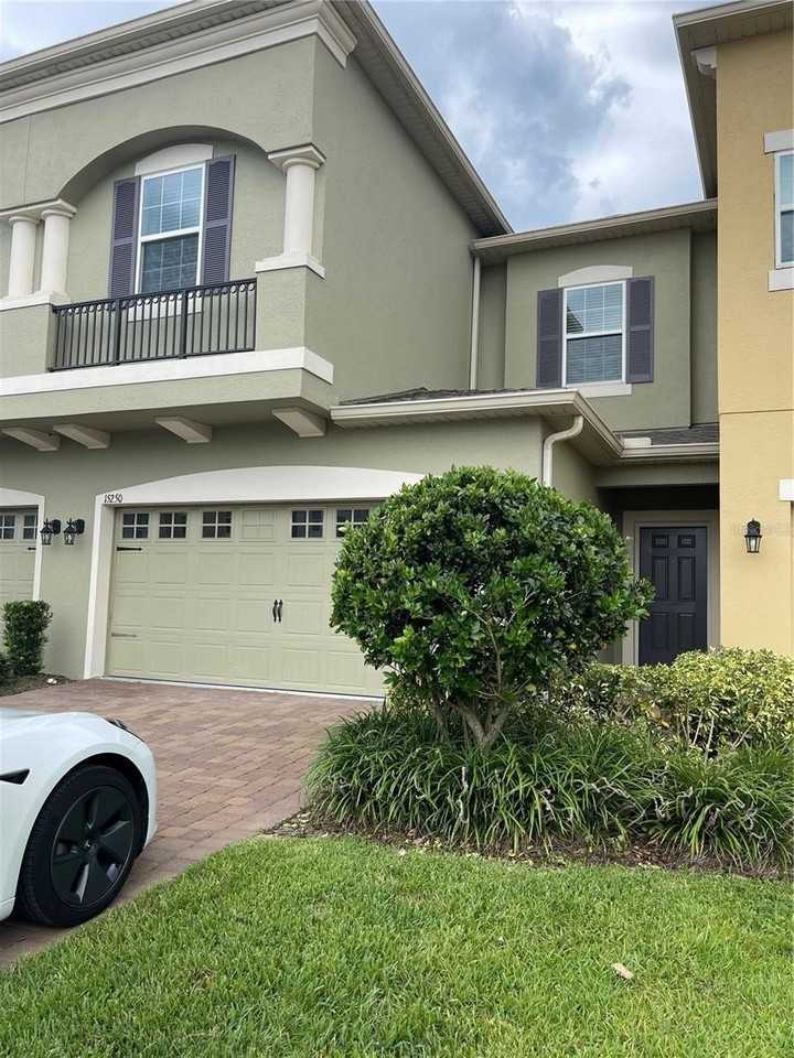 15250 Sunrise Grove Ct - Photo 2 of 21