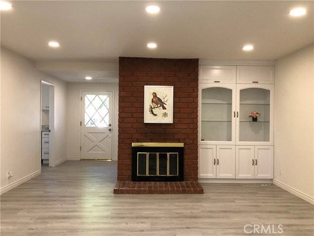 2817 Merlin Ave - Photo 2 of 8