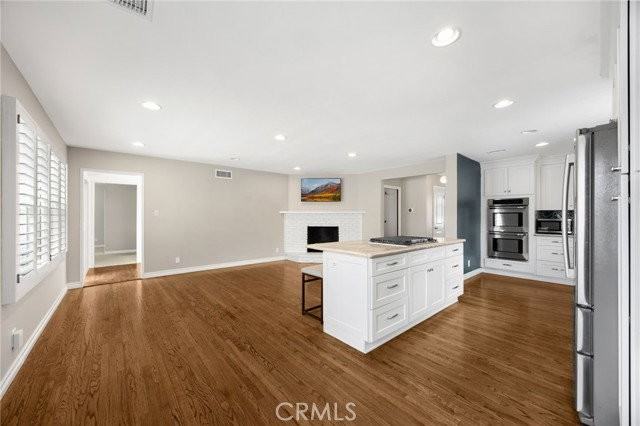 1402 E Rose Ave - Photo 5 of 8
