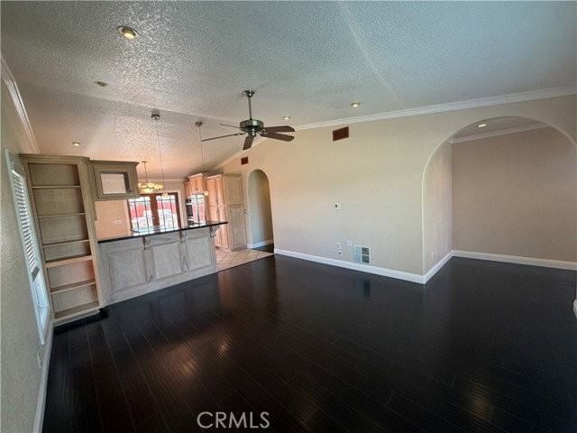 9272 Sunridge Dr - Photo 6 of 8
