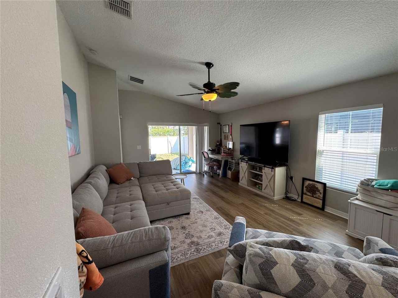 12870 French Market Dr - Photo 4 of 20