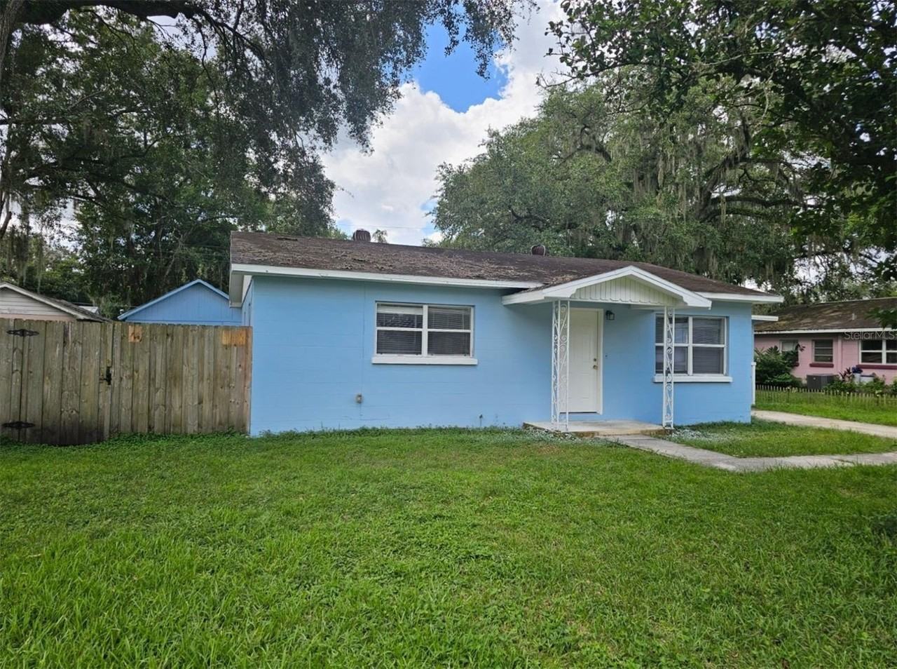 2721 Doyle Cir - Photo 2 of 23