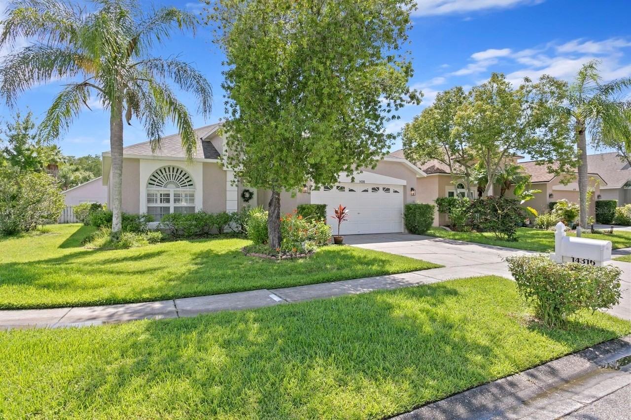 14316 Sky Flower Ln - Photo 4 of 44