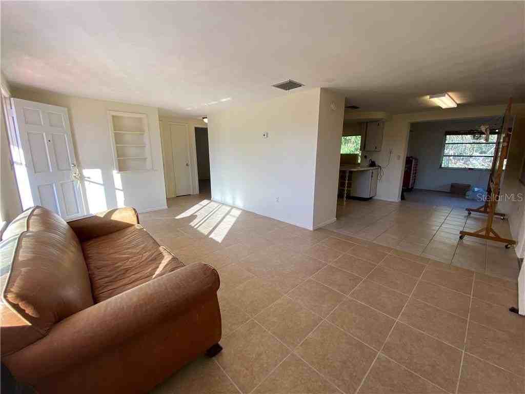 3612 Springfield Dr - Photo 4 of 13