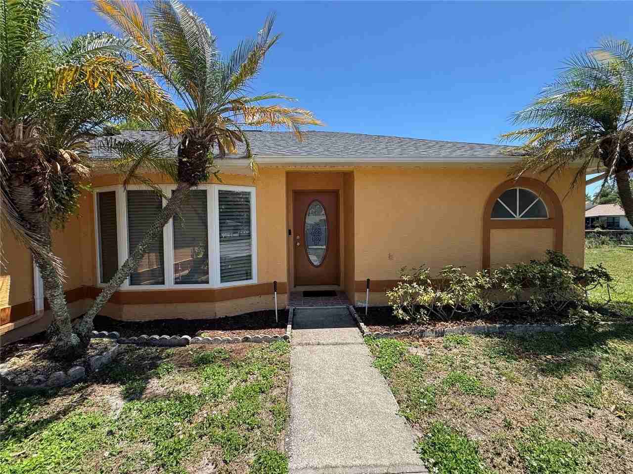 21606 Rosewood Ct - Photo 3 of 25