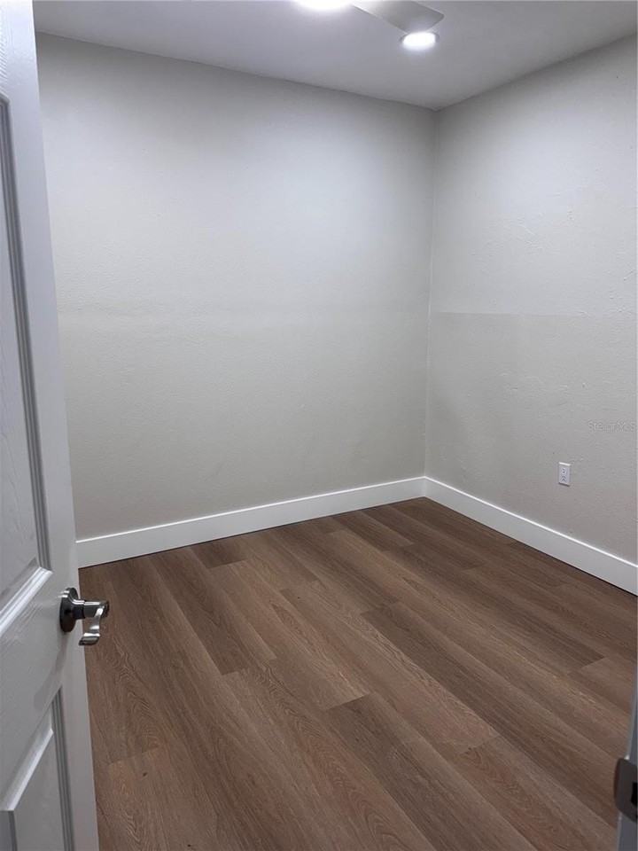 1204 W Alsobrook St - Photo 6 of 6