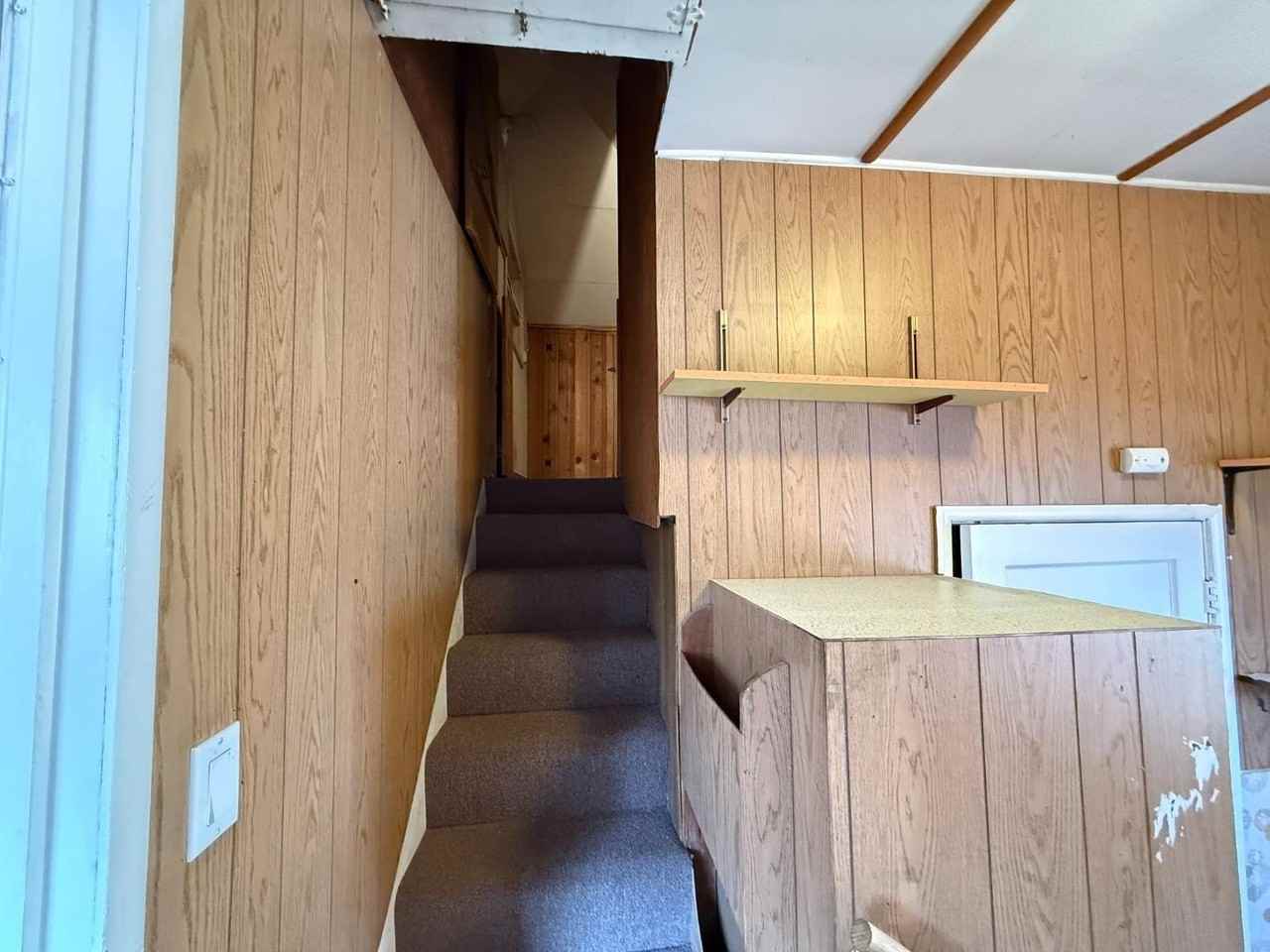 1226 148th Ave - Photo 7 of 27