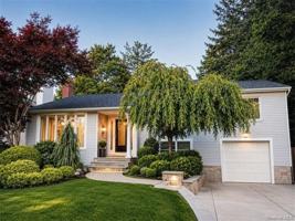 featured image of 5 Eaton Rd