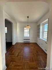 733 E Walnut St - Photo 4 of 26