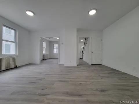 2325 Lincoln St - Photo 6 of 9