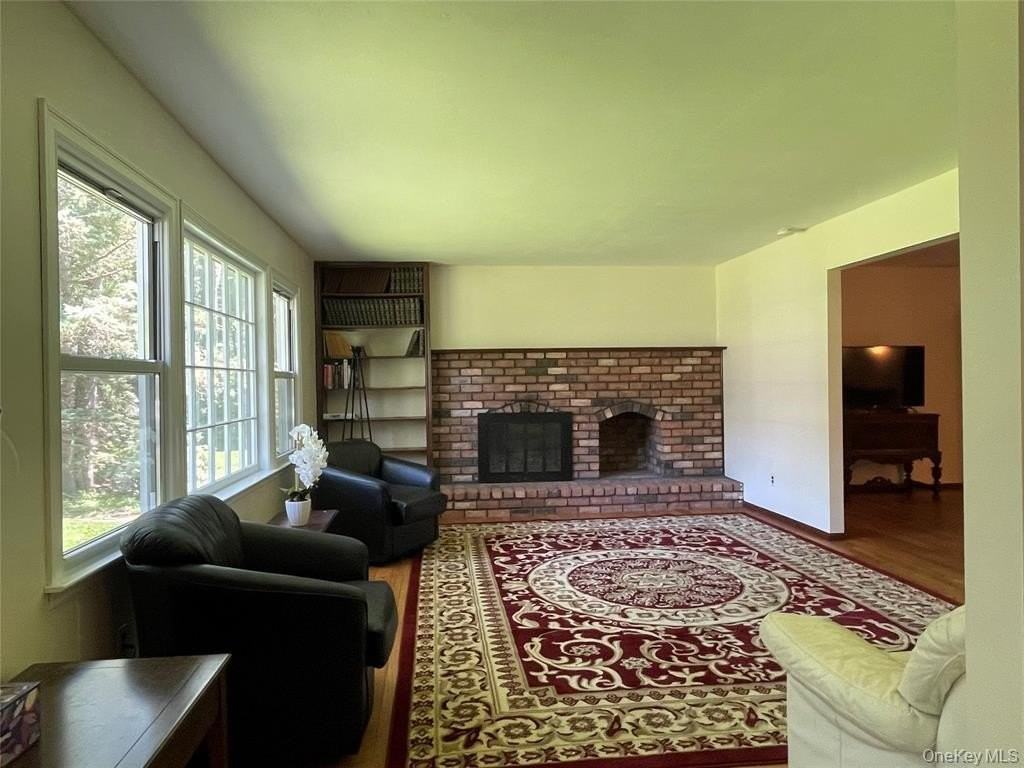 4 Cornwallis Rd - Photo 2 of 16