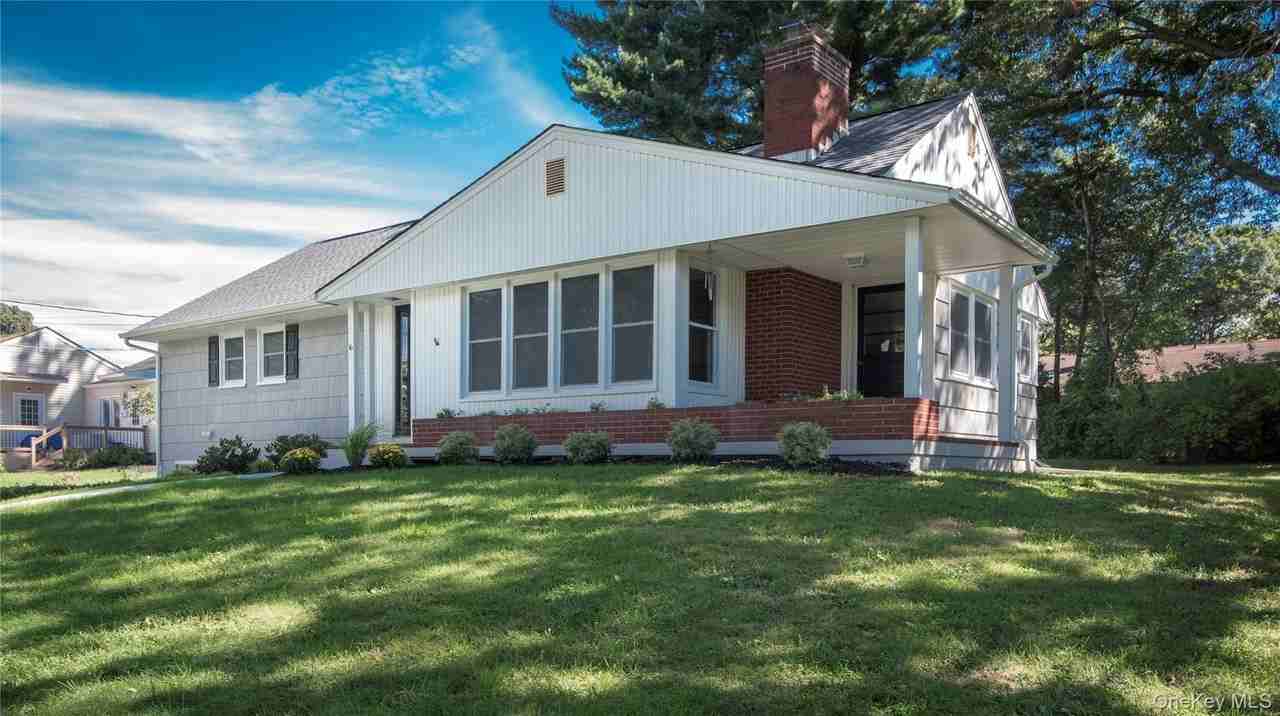 16 Elmwood Dr - Photo 2 of 21