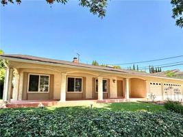 featured image of 2414 Sarandi Grande Dr