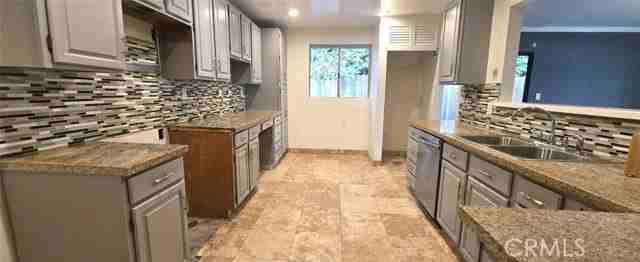 12740 Landale St - Photo 4 of 8