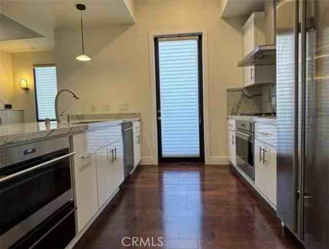 4440 Talofa Ave #301 - Photo 4 of 8