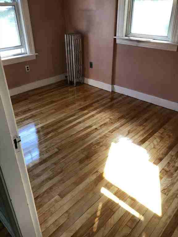 11 Clay St - Photo 3 of 25