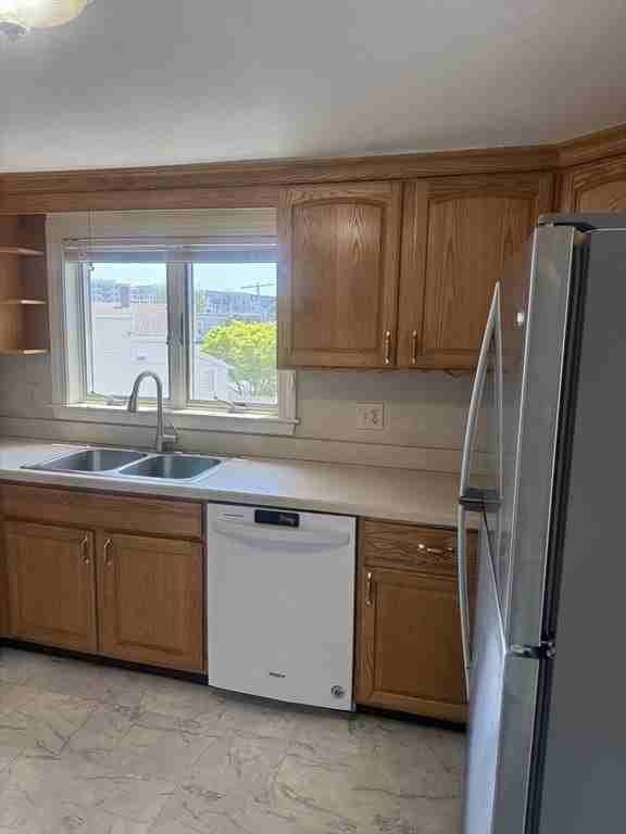 82 Calumet St #2 - Photo 2 of 26