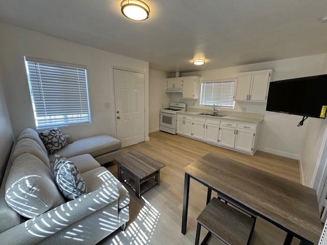 10518 1/2 Lou Dillon Ave #10518-5 - Photo 3 of 7