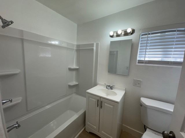 10518 1/2 Lou Dillon Ave #10518-5 - Photo 4 of 7