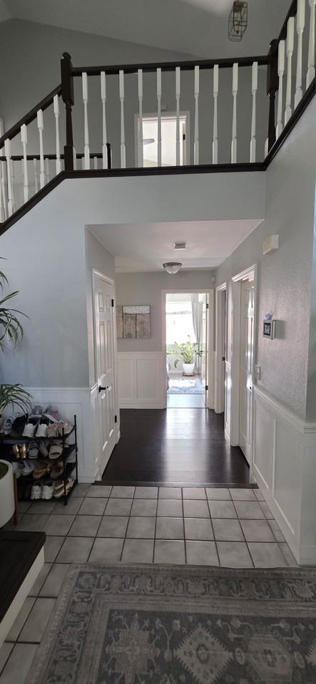 430 Guinevere Ct #1 - Photo 3 of 39