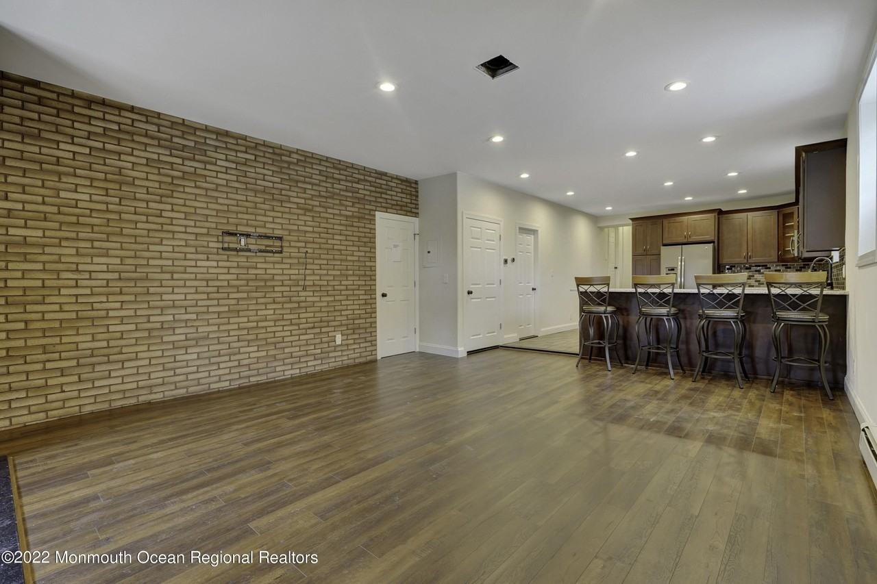 3022 S Wood Ave #1 - Photo 6 of 19