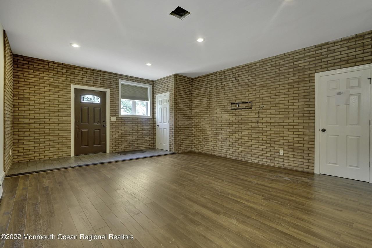 3022 S Wood Ave #1 - Photo 7 of 19