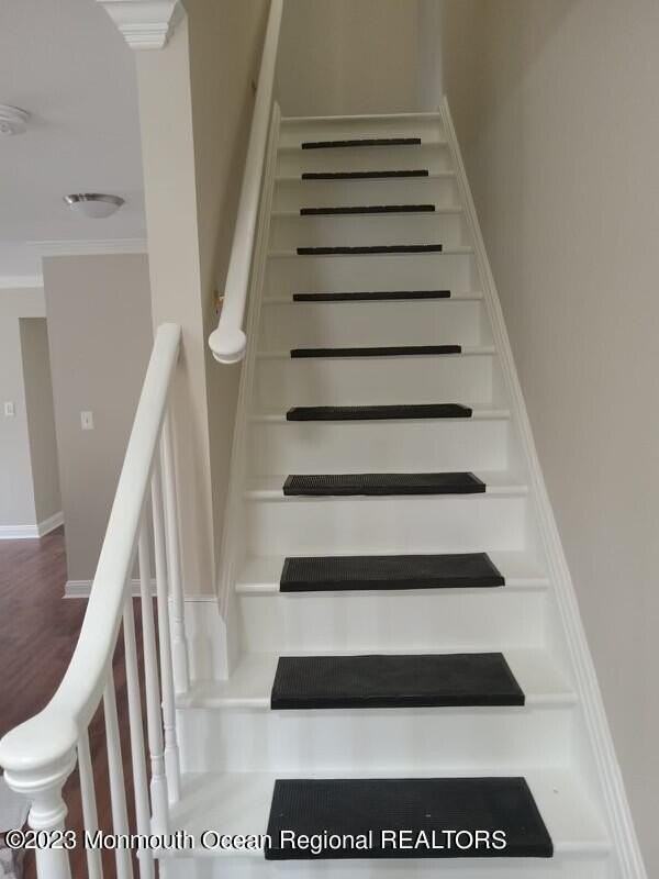 5 Claridge Ct #1 - Photo 5 of 7