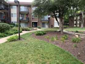 5S070 Pebblewood Ln #G11 - Photo 1 of 1
