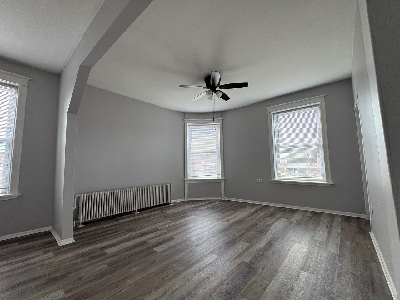 3020 S Laramie Ave #2F - Photo 3 of 10