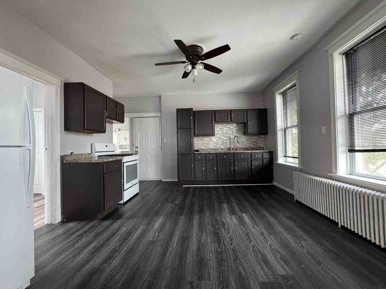 3020 S Laramie Ave #2F - Photo 5 of 10