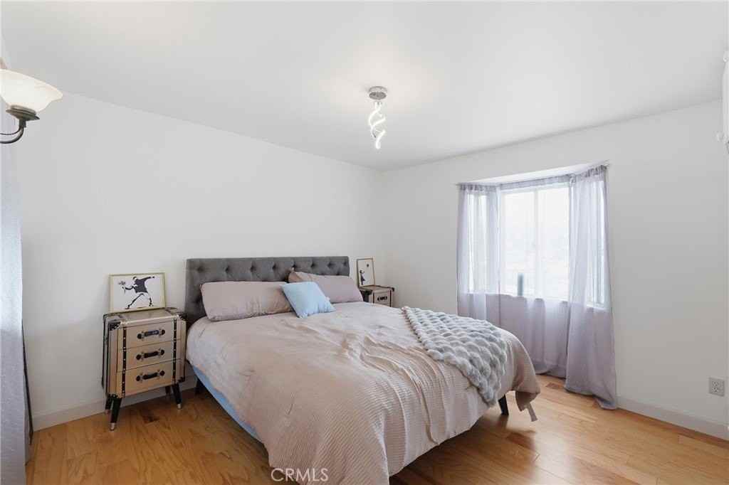 1745 College View Pl - Photo 7 of 49