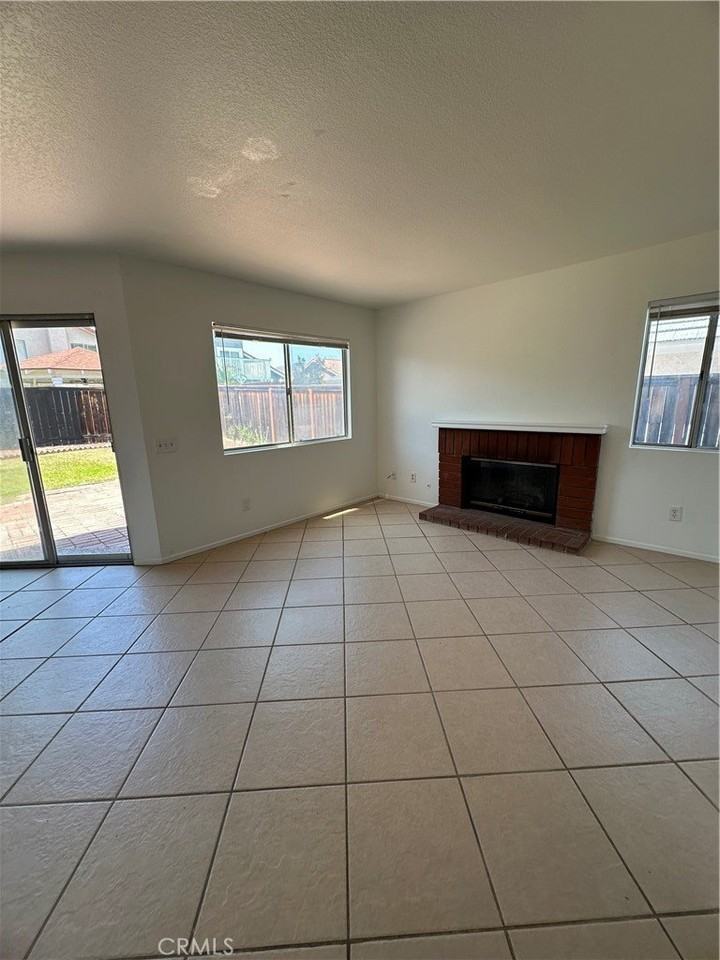 39925 Falcon Way - Photo 7 of 20