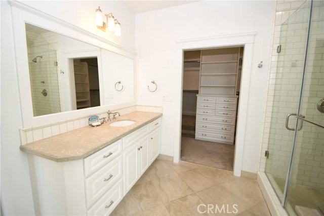 409 S Gertruda Ave - Photo 3 of 8